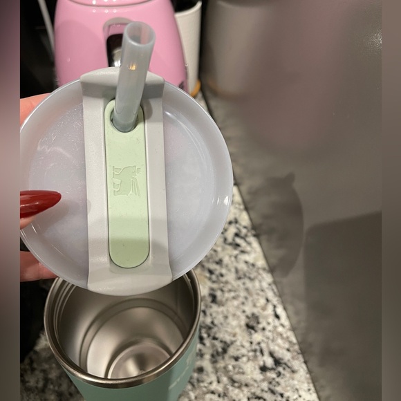 Stanley 20 oz Matcha Cream Quencher Tumbler - Picture 5 of 6